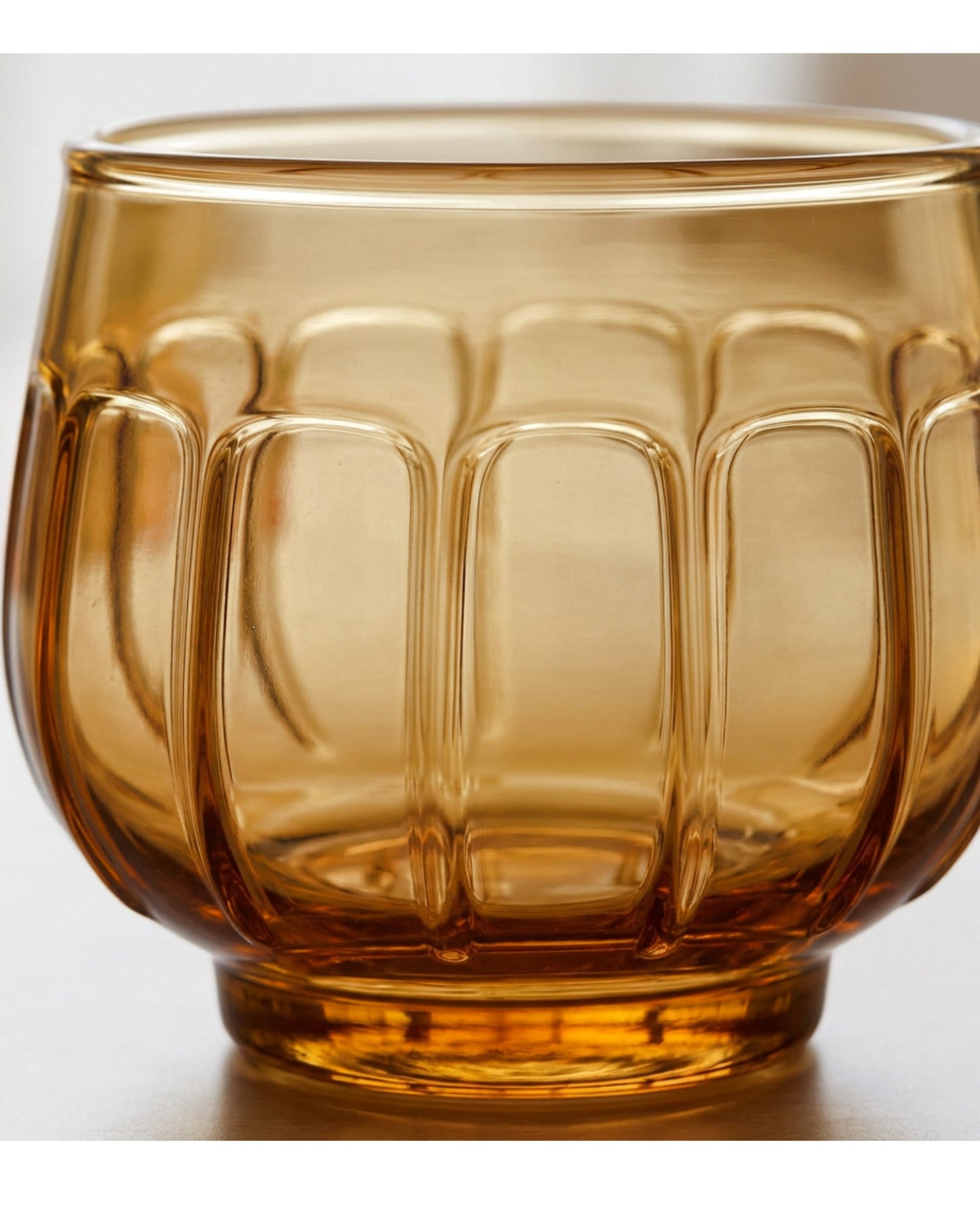 Thwgd Twelve-Rib Optic Stemless Wine Glass 15 oz Amber - Detail view